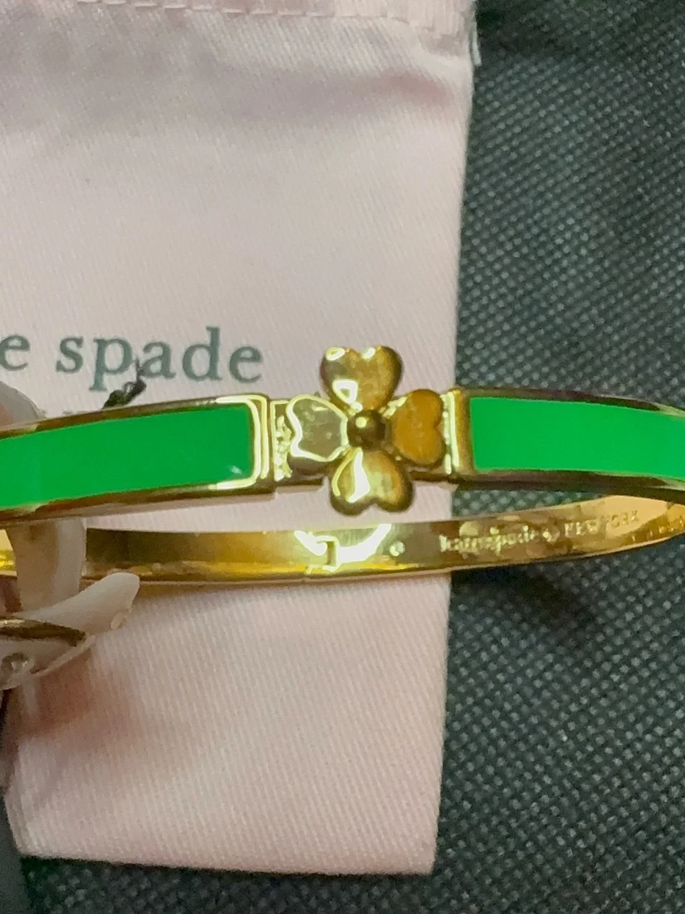 New Kate Spade New York Clover Green & Gold
Hinged Bangle 7 Inch Gold Clasp - Picture 3 of 5